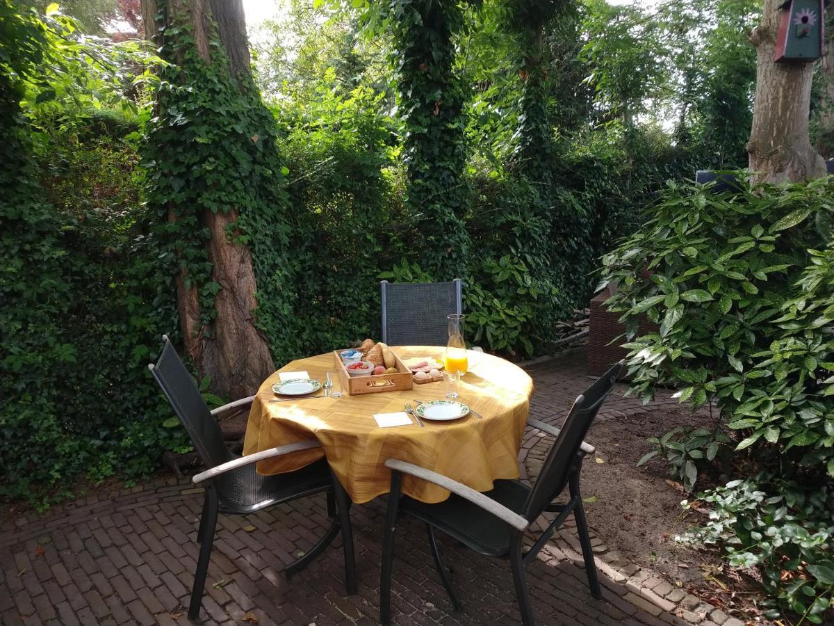 The Walnut Tree Bed & Breakfast Hellevoetsluis Exterior photo